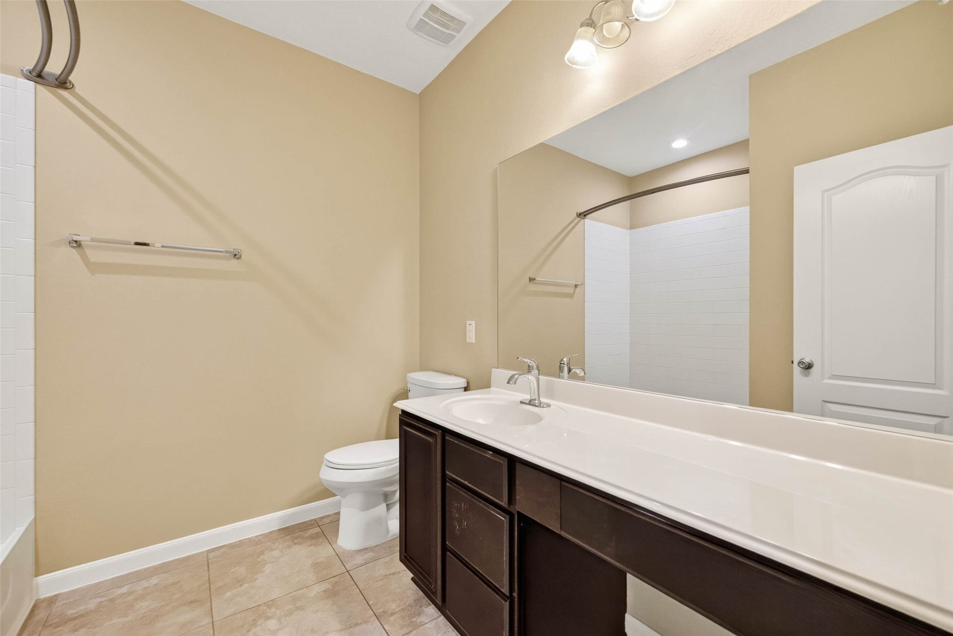 2750 Lomelina Lane, League City, TX 77573 2750 Lomelina Lane, League City, TX 77573