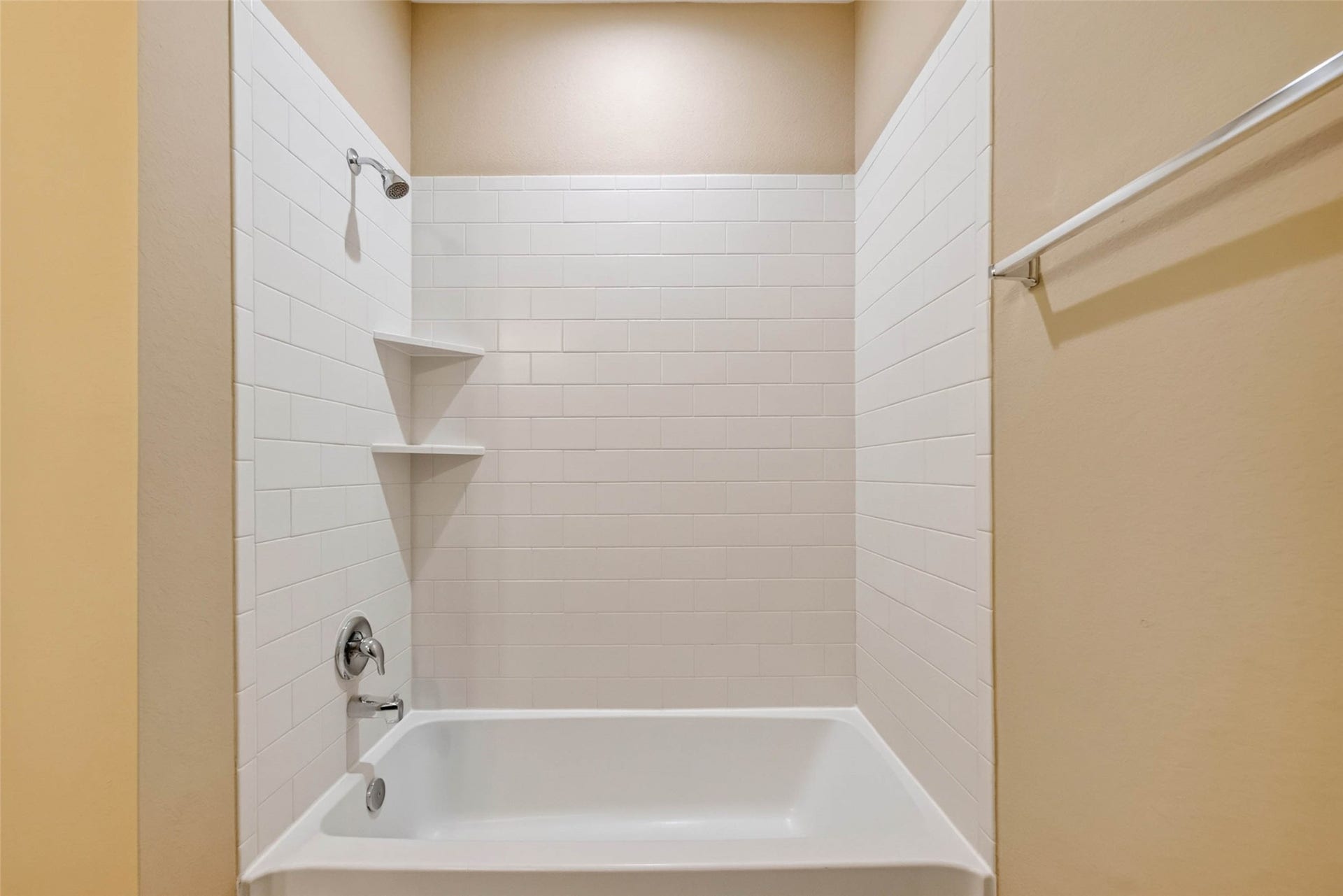 2750 Lomelina Lane, League City, TX 77573 2750 Lomelina Lane, League City, TX 77573