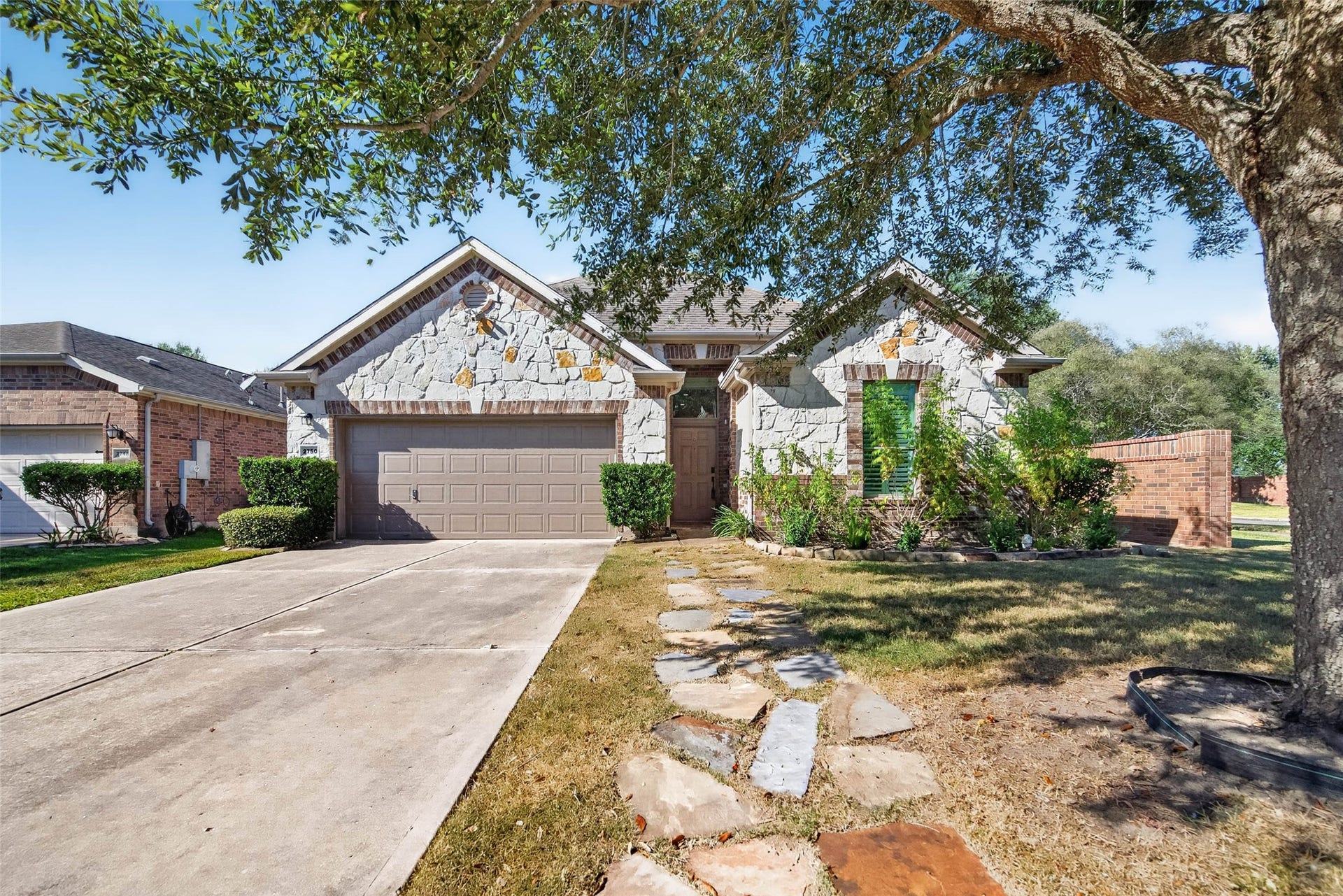2750 Lomelina Lane, League City, TX 77573 2750 Lomelina Lane, League City, TX 77573
