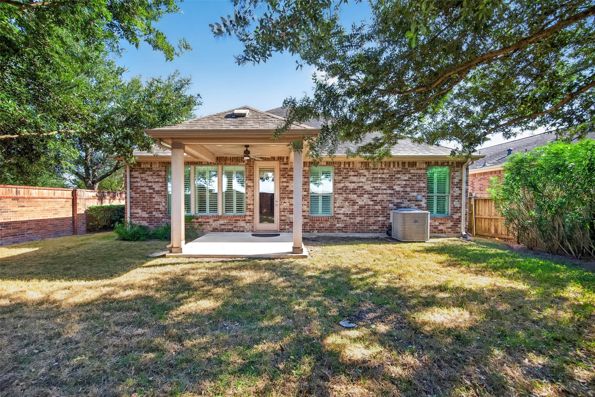 2750 Lomelina Lane, League City, TX 77573 2750 Lomelina Lane, League City, TX 77573