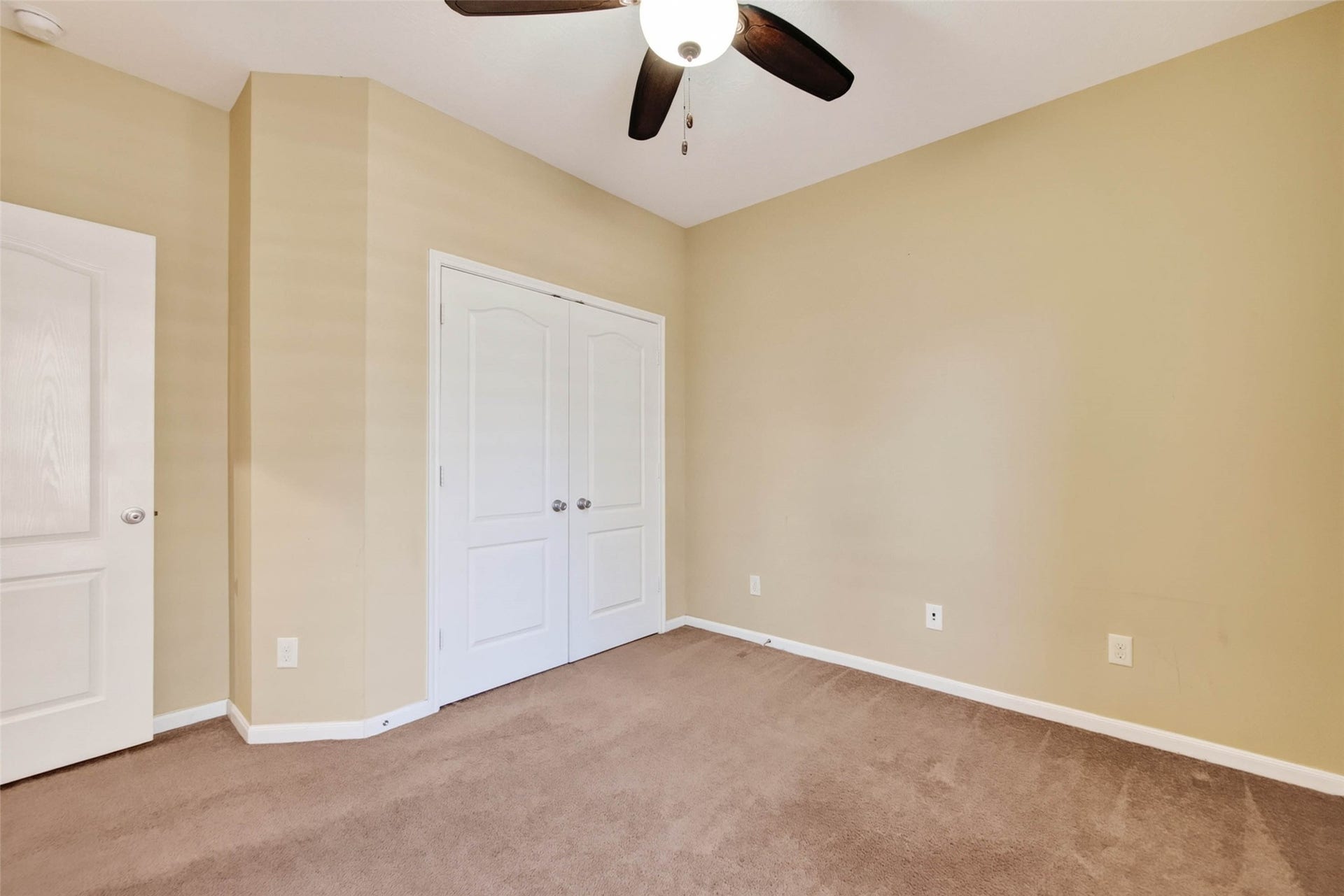 2750 Lomelina Lane, League City, TX 77573 2750 Lomelina Lane, League City, TX 77573