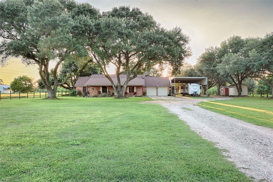 Property photo for 2211 Riverview Drive, Richmond, TX