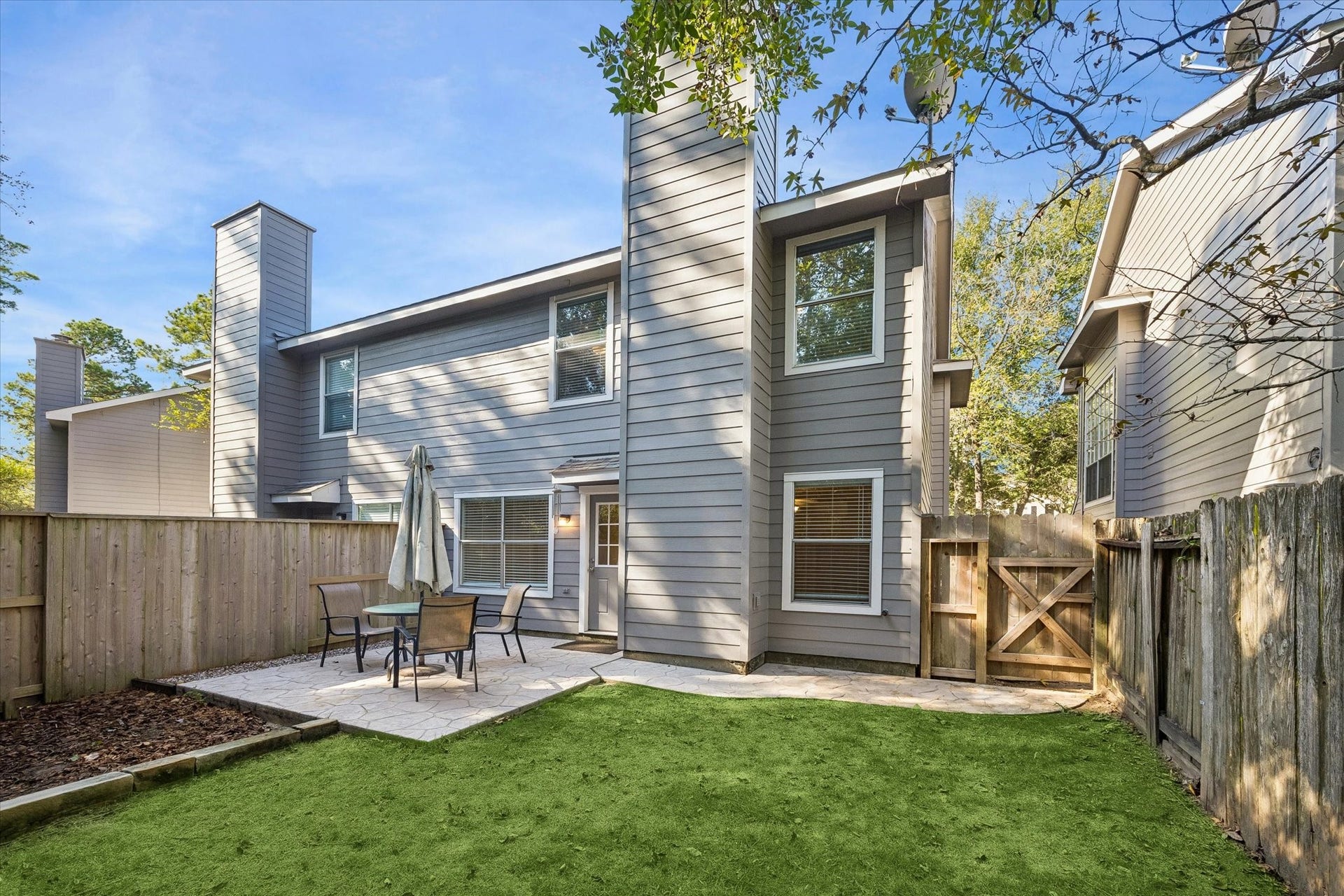 139 Anise Tree Place, Spring, TX 77382 Great space to relax!