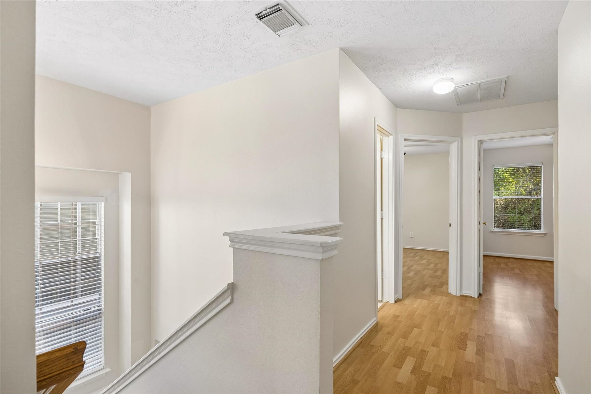 139 Anise Tree Place, Spring, TX 77382 The other two bedrooms, bath and laundry are just down the hall.