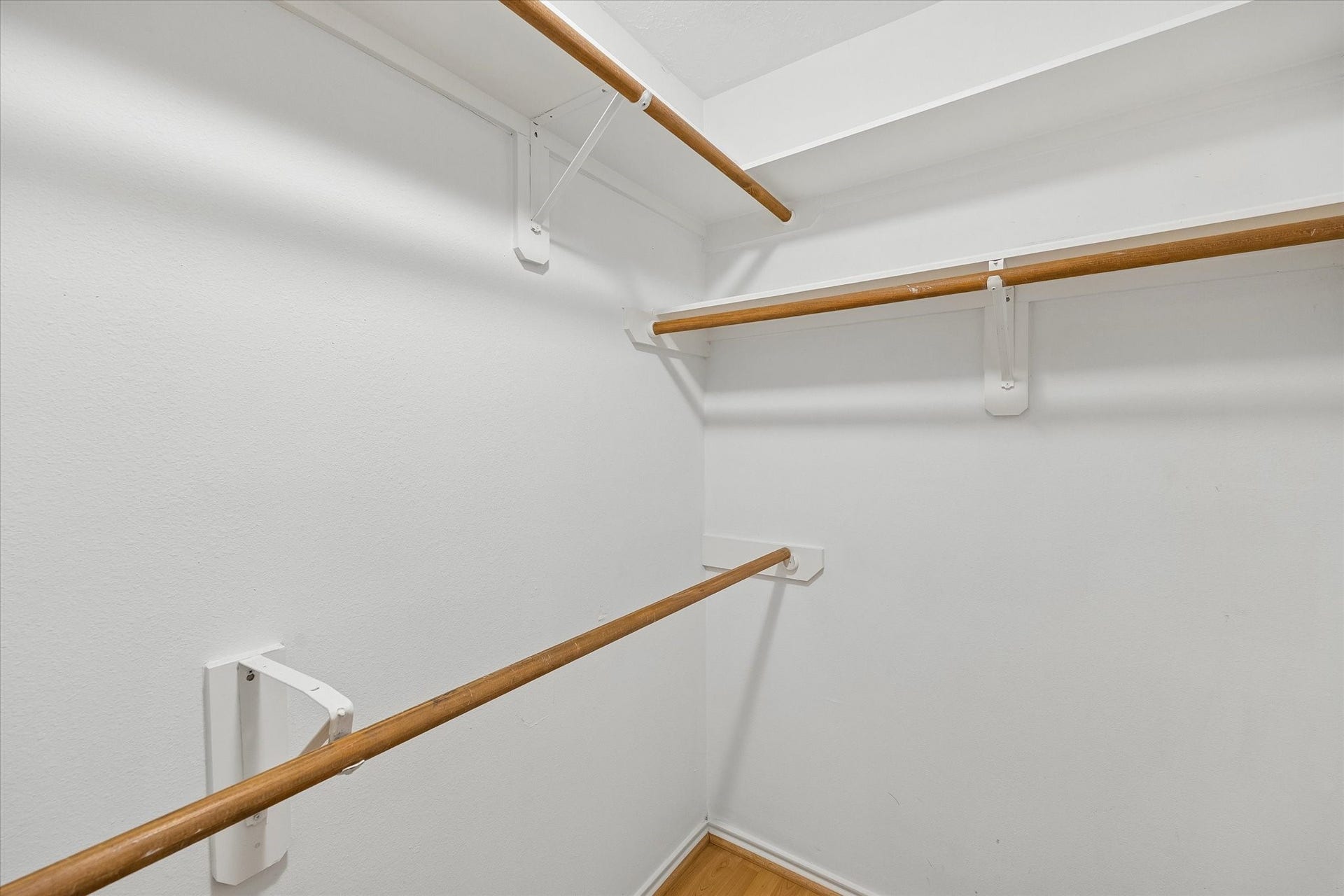 139 Anise Tree Place, Spring, TX 77382 Large walk in closet.