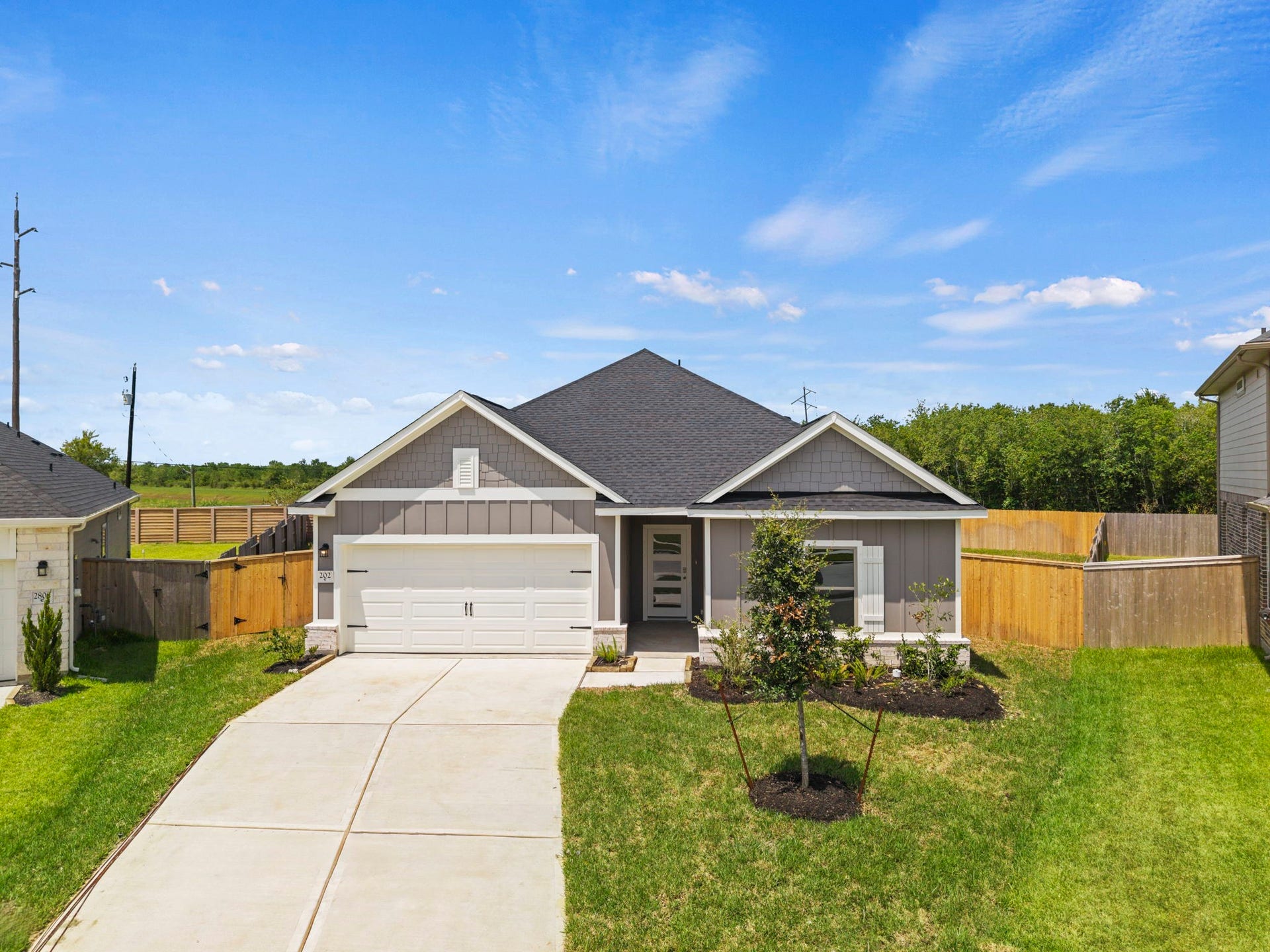 202 Orchard Laurel Drive, Alvin, TX 77511 202 Orchard Laurel Drive, Alvin, TX 77511