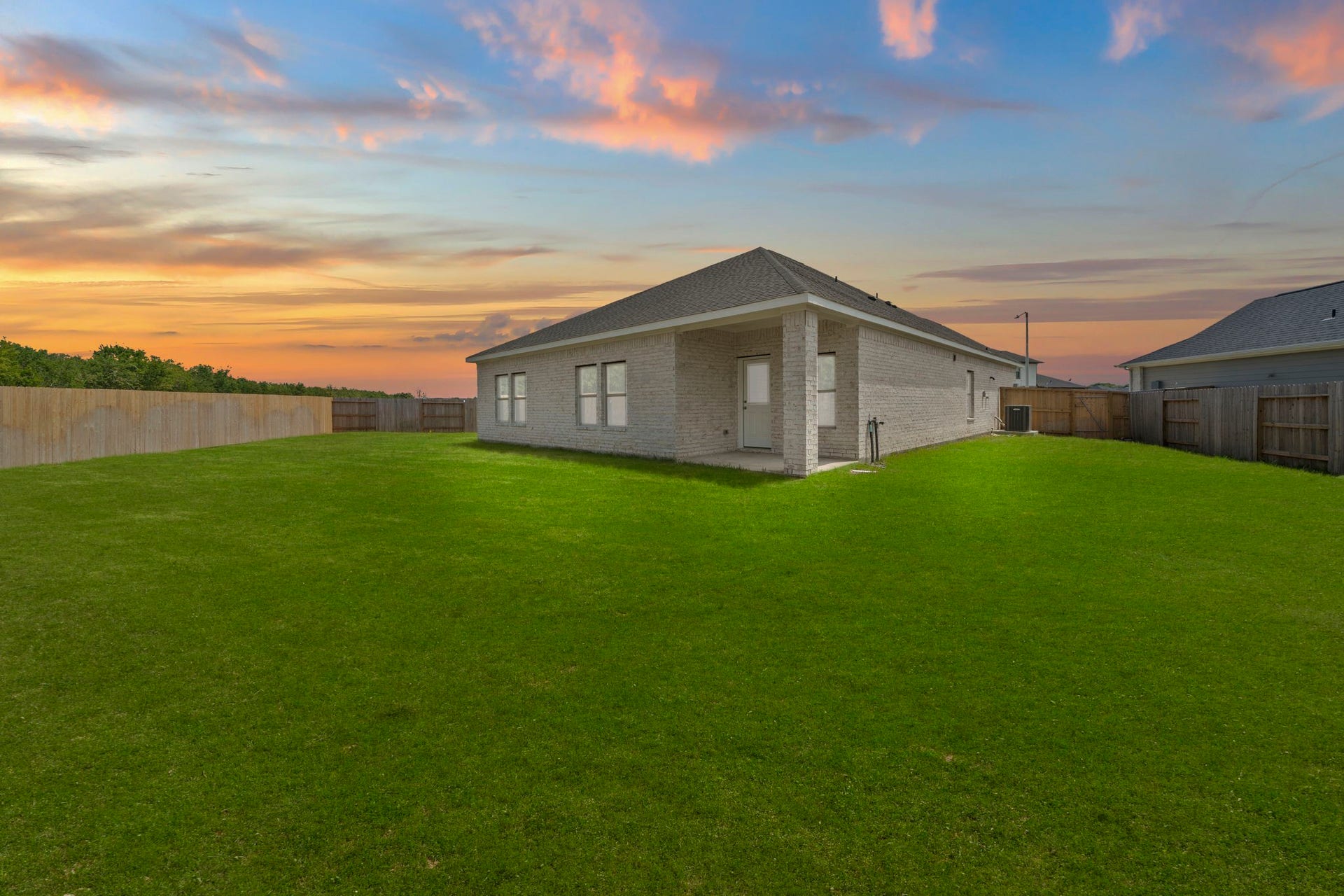 202 Orchard Laurel Drive, Alvin, TX 77511 202 Orchard Laurel Drive, Alvin, TX 77511