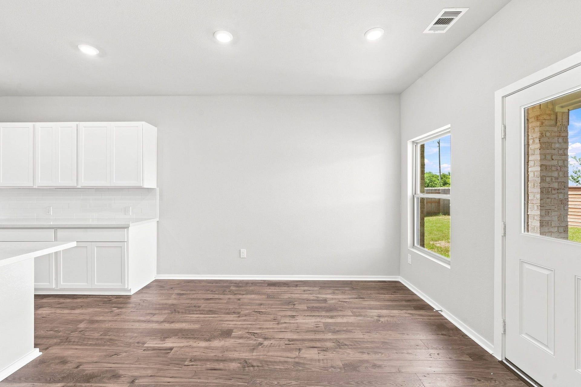 202 Orchard Laurel Drive, Alvin, TX 77511 202 Orchard Laurel Drive, Alvin, TX 77511