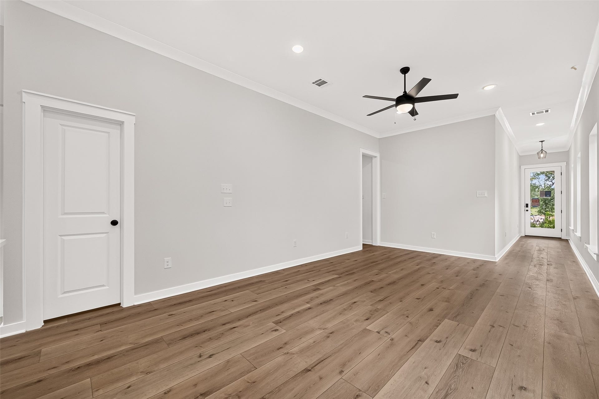 11219 Moccasin Drive, Montgomery, TX 77316 11219 Moccasin Drive, Montgomery, TX 77316