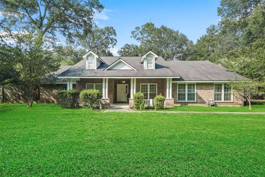 Property photo for 1015 Winchester Bnd Bend, Huffman, TX