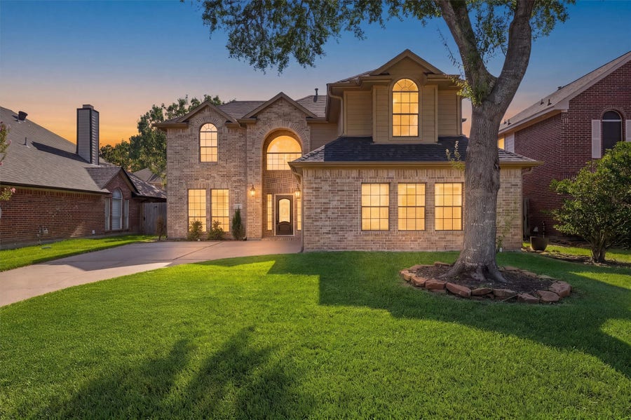 Property photo for 19307 Pinewood Bluff Lane, Humble, TX