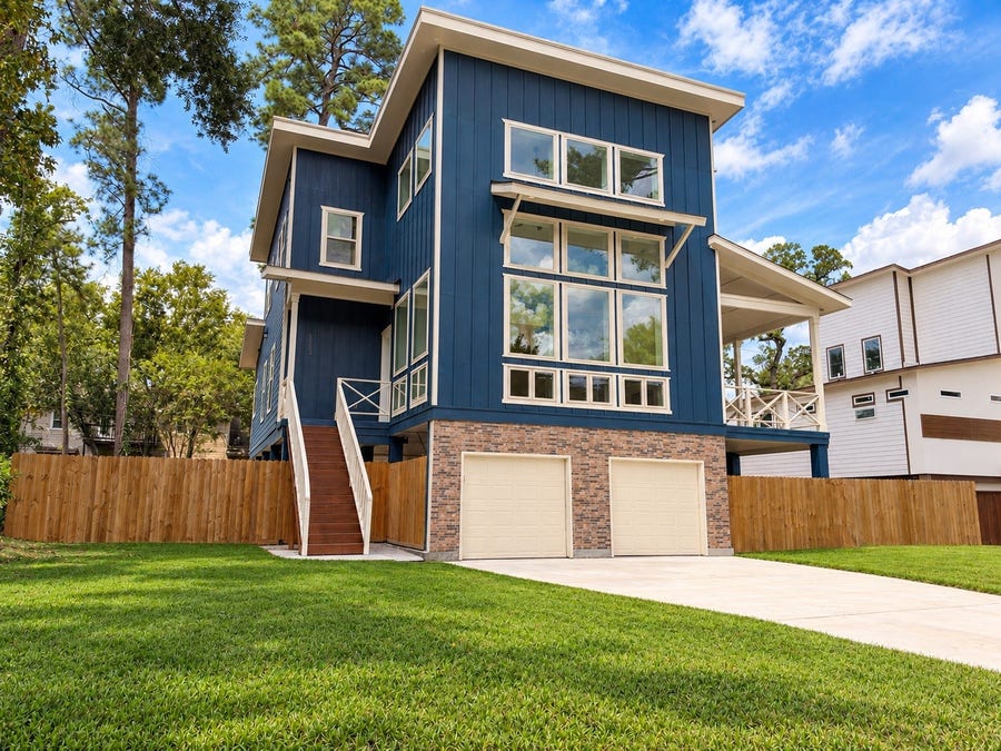 Property photo for 13523 Lakecrest Drive, Cypress, TX
