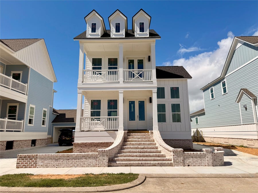 Property photo for 5 Westwind Rd, Galveston, TX