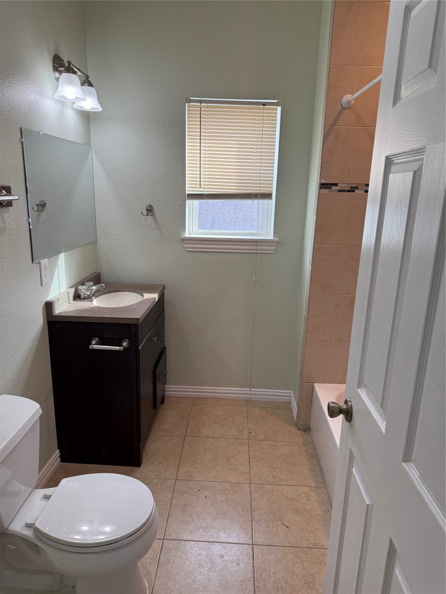 5810 B Stuebner Airline Rd Road, #A, Houston, TX 77091 5810 B Stuebner Airline Rd Road, #A, Houston, TX 77091