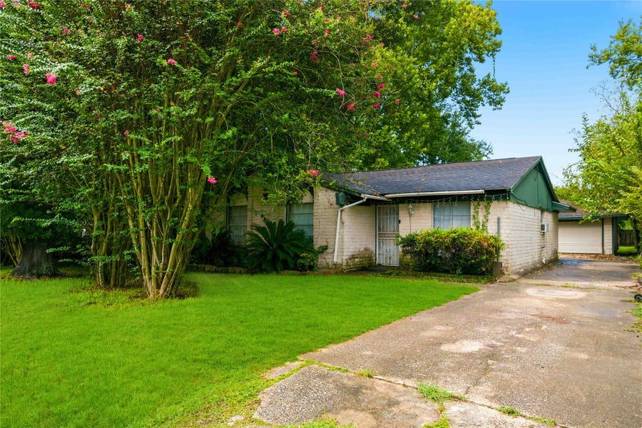 Property photo for 6929 Hoffman Street, Houston, TX