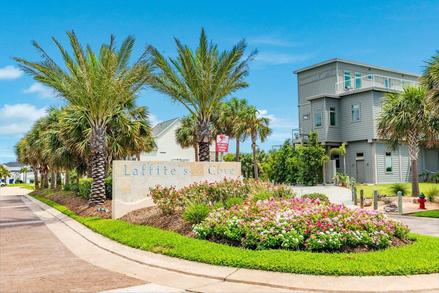 Property photo for 3654 Foremast Drive, Galveston, TX
