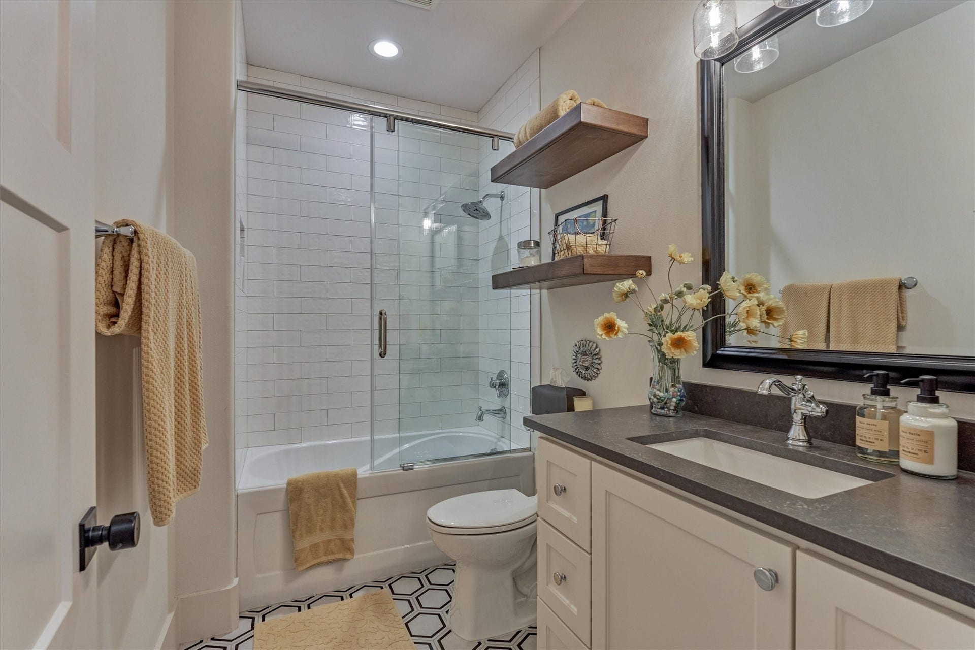 4443 Lily Bean Road, Montgomery, TX 77316 4443 Lily Bean Road, Montgomery, TX 77316