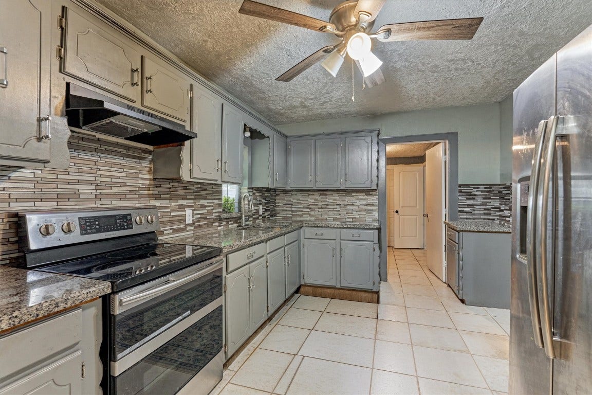 24732 Hufsmith Kohrville Road, Tomball, TX 77375 24732 Hufsmith Kohrville Road, Tomball, TX 77375