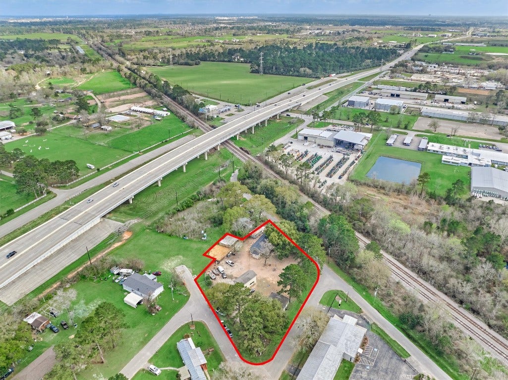24732 Hufsmith Kohrville Road, Tomball, TX 77375 24732 Hufsmith Kohrville Road, Tomball, TX 77375