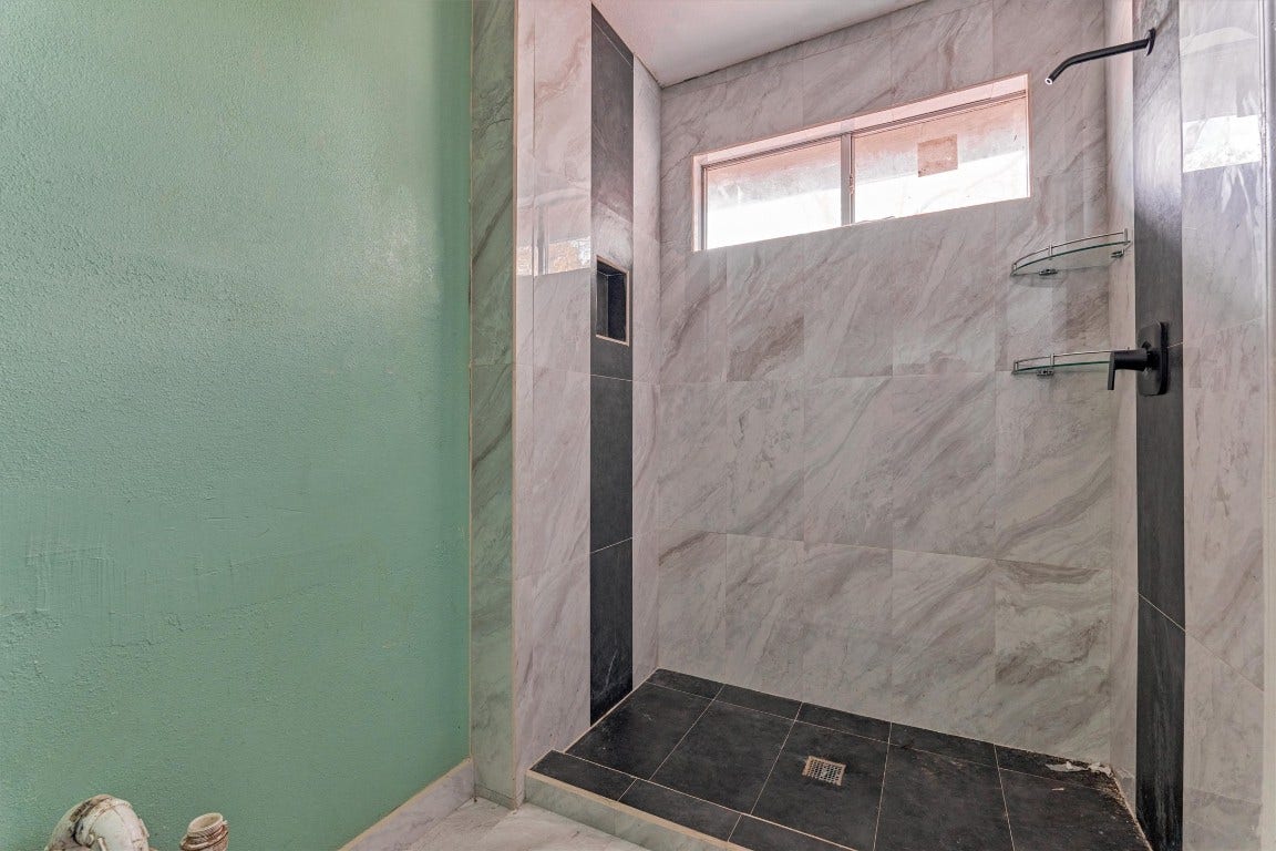 24732 Hufsmith Kohrville Road, Tomball, TX 77375 24732 Hufsmith Kohrville Road, Tomball, TX 77375
