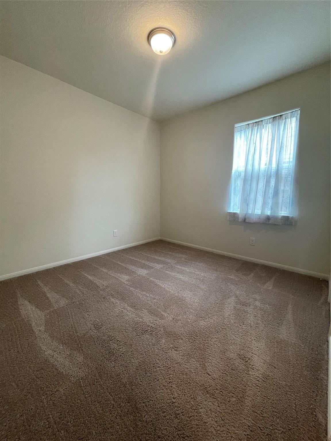 9402 Garnet Grove Drive, Iowa Colony, TX 77583 9402 Garnet Grove Drive, Iowa Colony, TX 77583