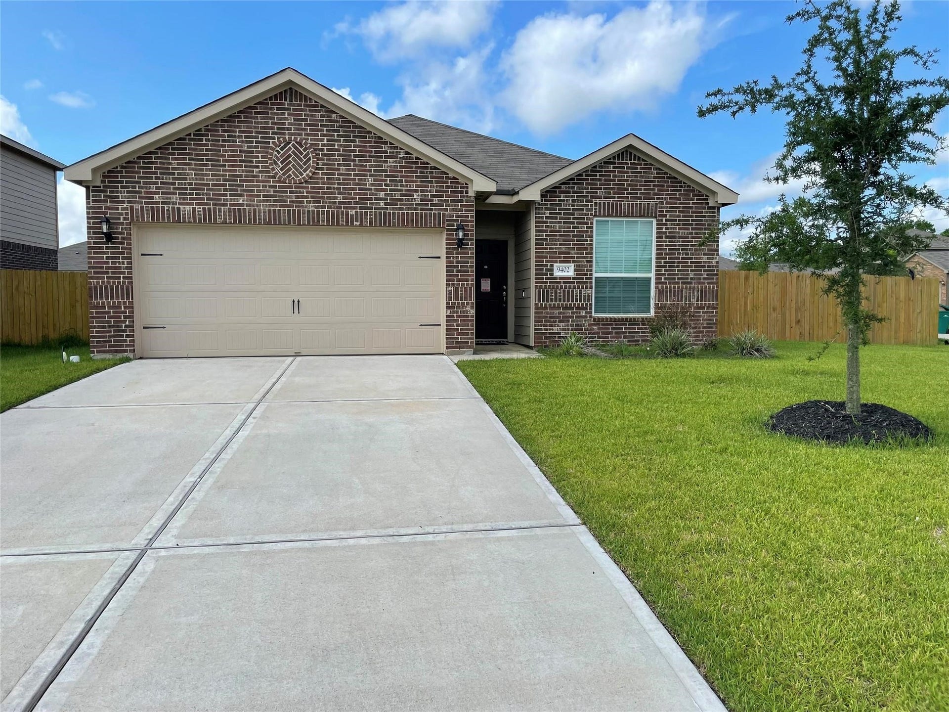 9402 Garnet Grove Drive, Iowa Colony, TX 77583 9402 Garnet Grove Drive, Iowa Colony, TX 77583
