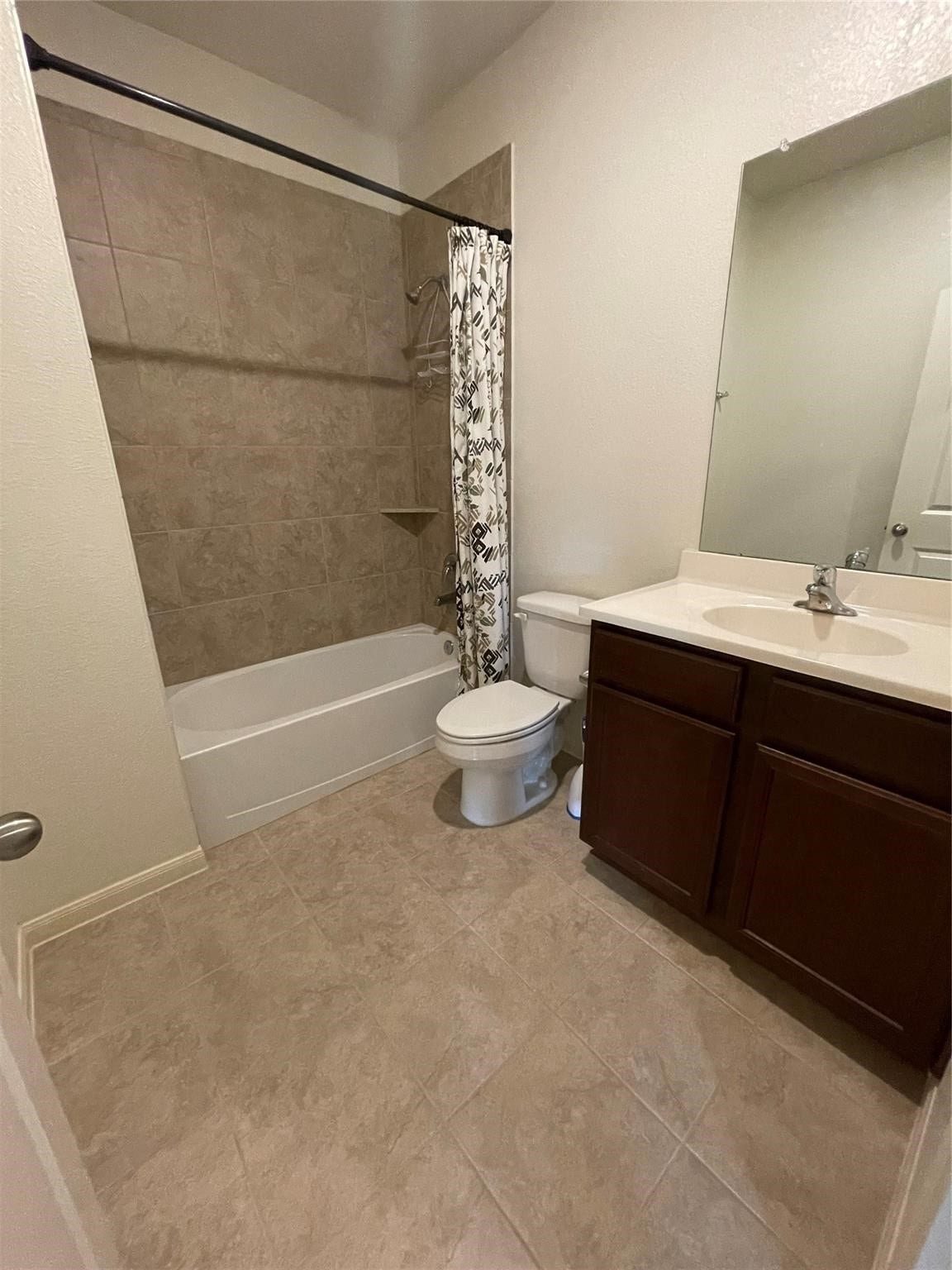 9402 Garnet Grove Drive, Iowa Colony, TX 77583 9402 Garnet Grove Drive, Iowa Colony, TX 77583