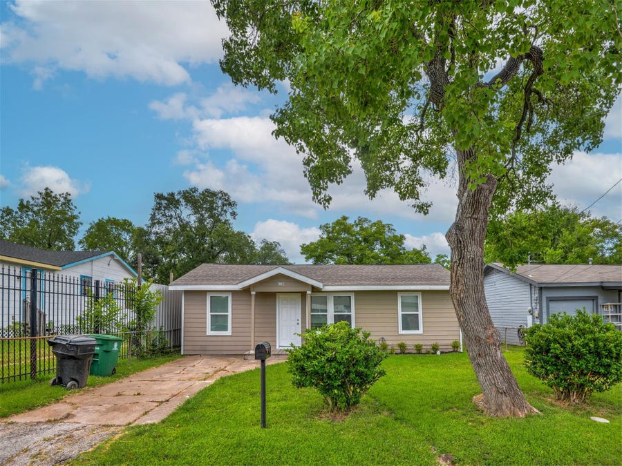 Property photo for 7815 Jester Street, Houston, TX