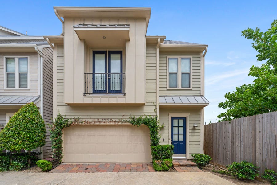 Property photo for 2332 Naomi Street, Houston, TX