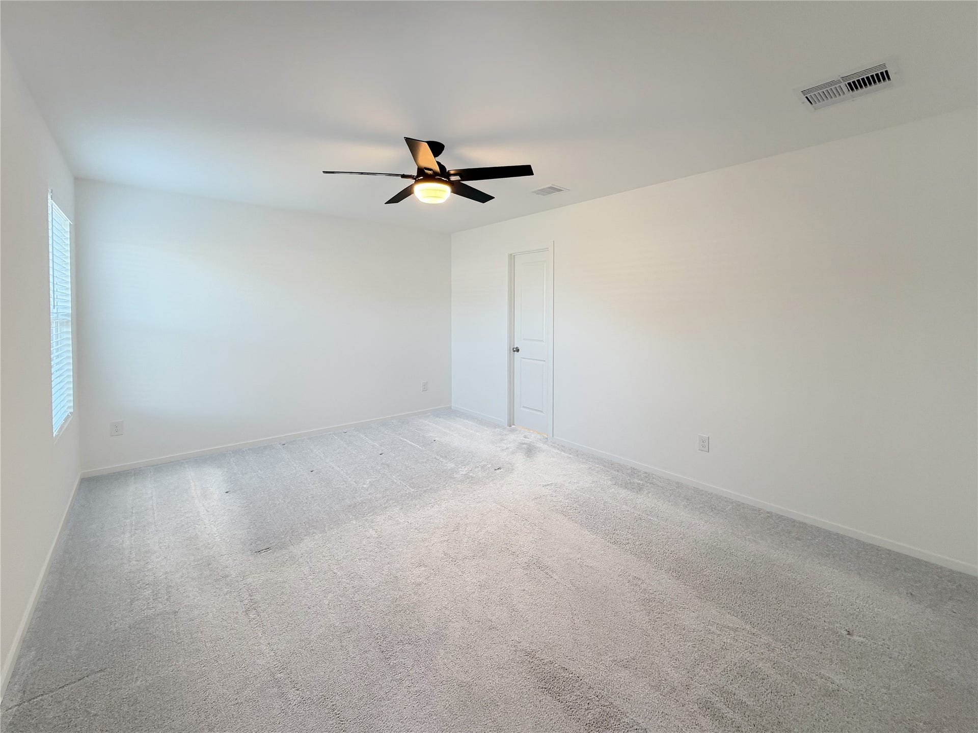 18815 Ribolla Drive, New Caney, TX 77357 Primary Bedroom