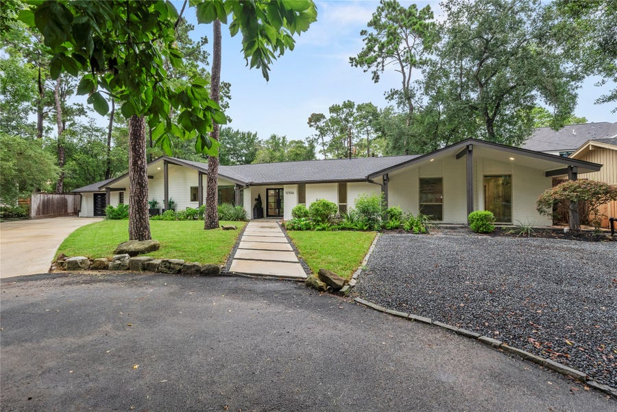 Property photo for 12506 Winding Brook Lane, Houston, TX