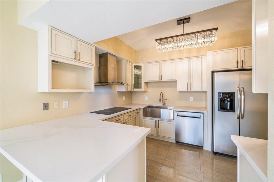 Property photo for 1111 Bering Drive, #206, Houston, TX