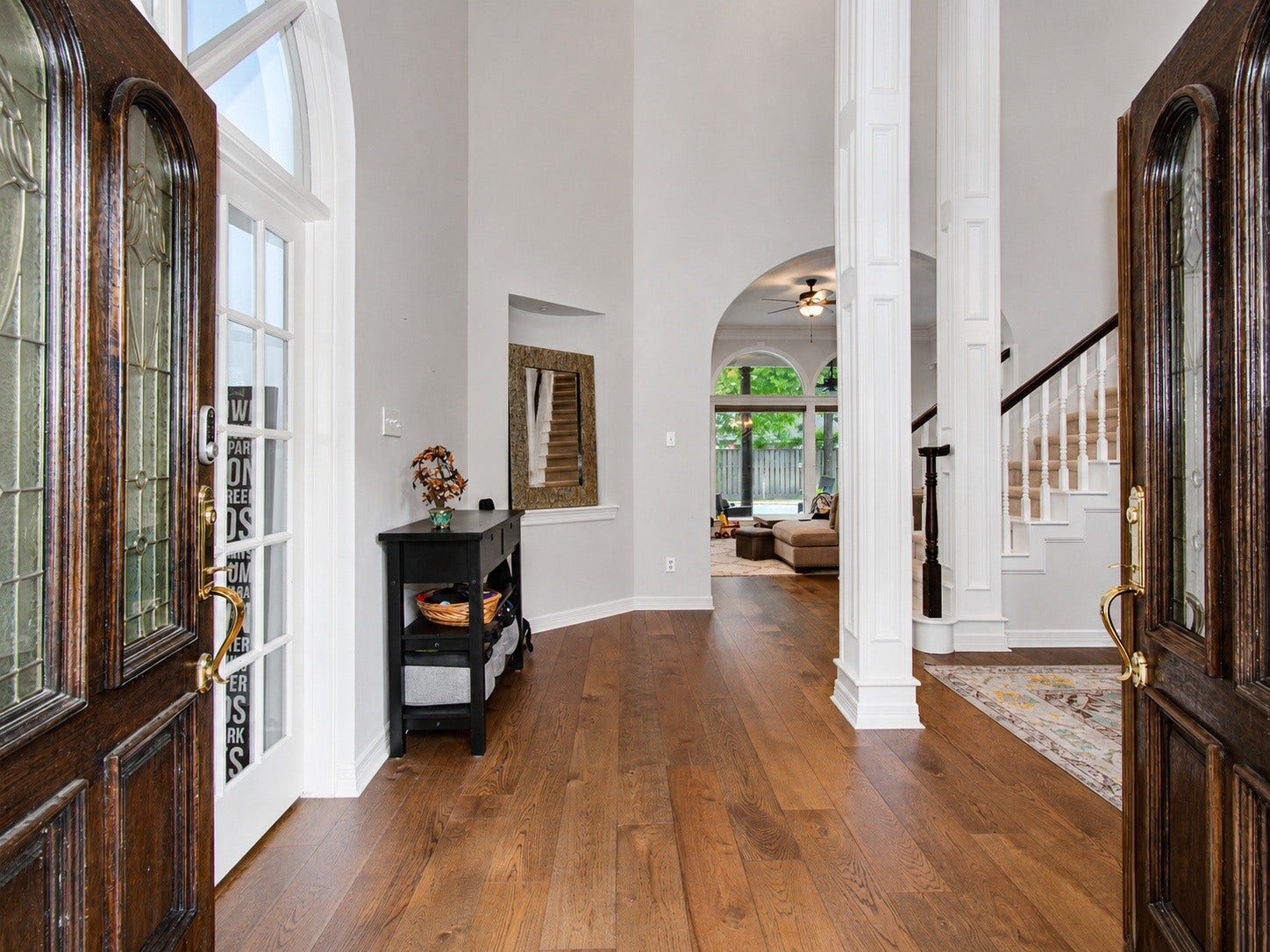 110 Capstone Circle, The Woodlands, TX 77381 110 Capstone Circle, The Woodlands, TX 77381