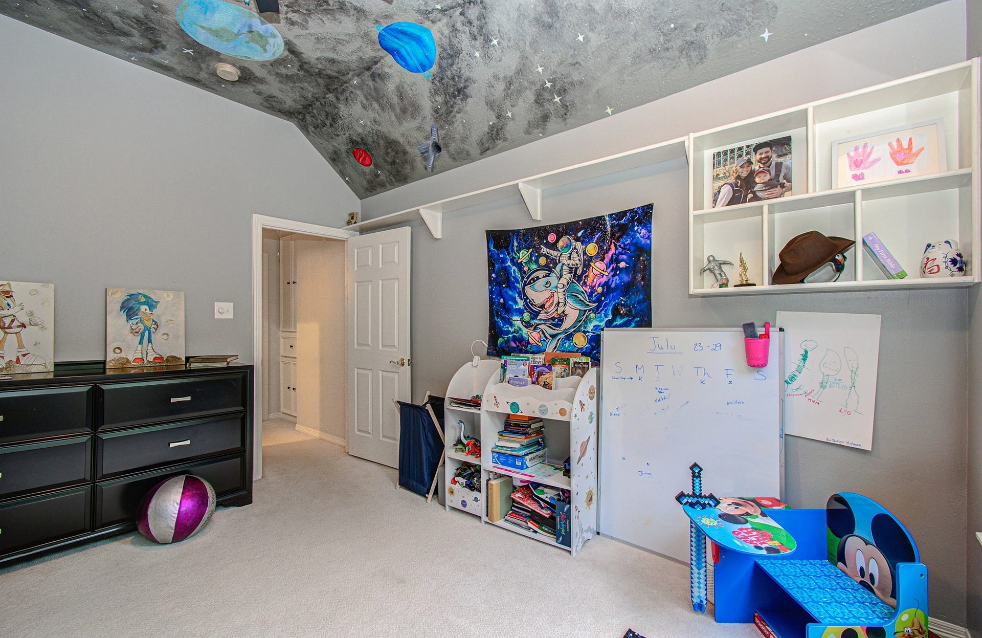 110 Capstone Circle, The Woodlands, TX 77381 110 Capstone Circle, The Woodlands, TX 77381