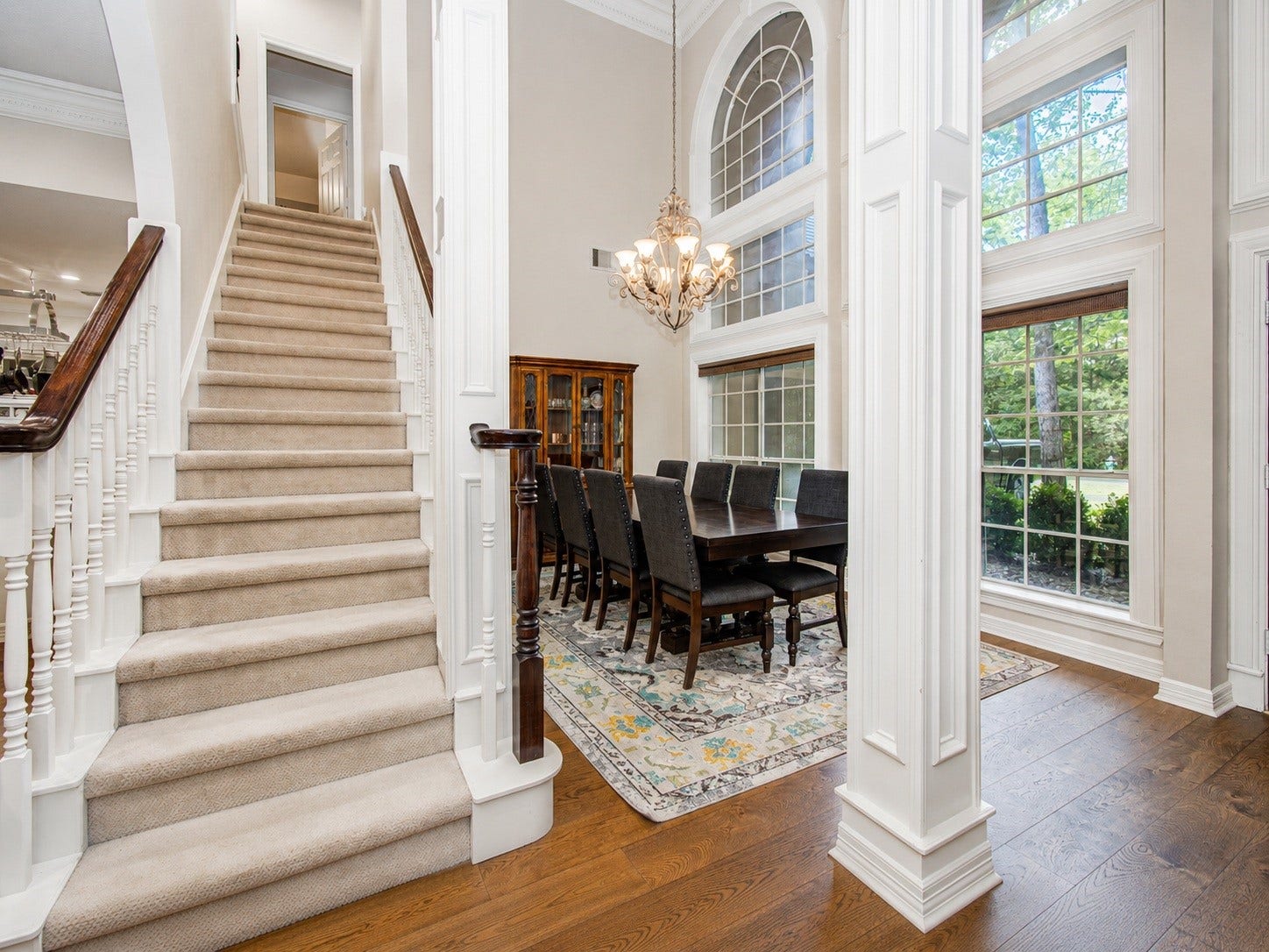 110 Capstone Circle, The Woodlands, TX 77381 110 Capstone Circle, The Woodlands, TX 77381