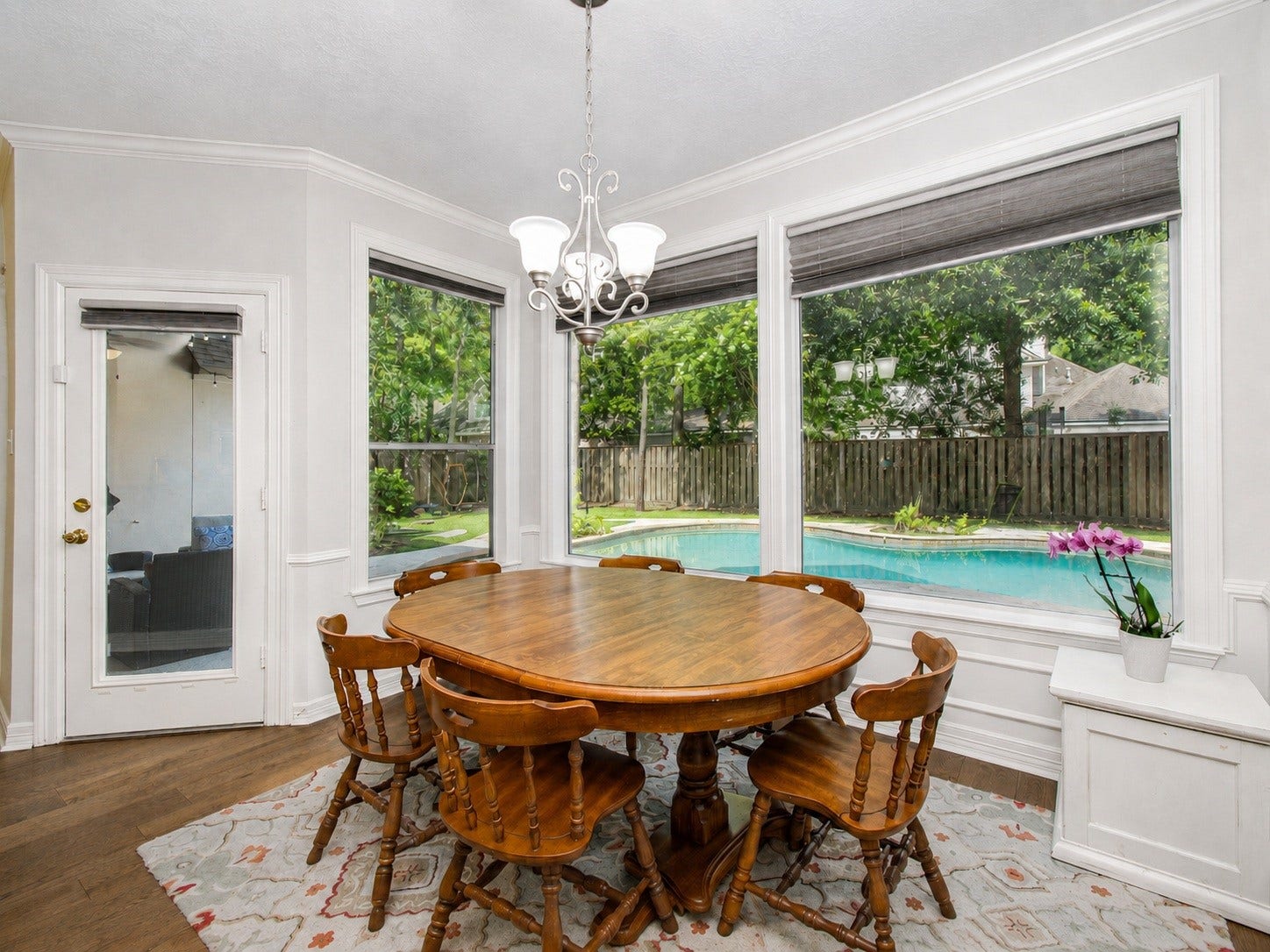 110 Capstone Circle, The Woodlands, TX 77381 110 Capstone Circle, The Woodlands, TX 77381