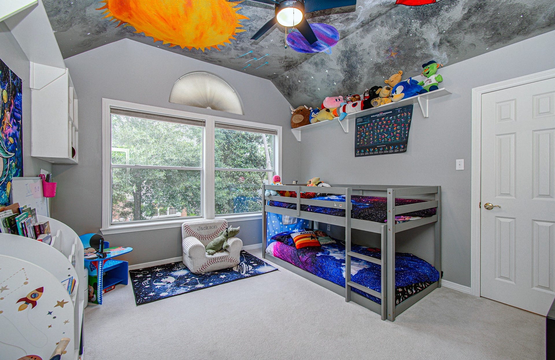 110 Capstone Circle, The Woodlands, TX 77381 110 Capstone Circle, The Woodlands, TX 77381