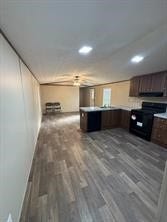 202 W Austin Street, Brazoria, TX 77422 202 W Austin Street, Brazoria, TX 77422