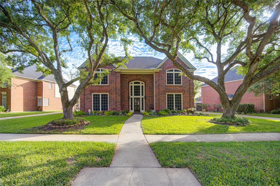Property photo for 4914 Hillswick Drive, Sugar Land, TX