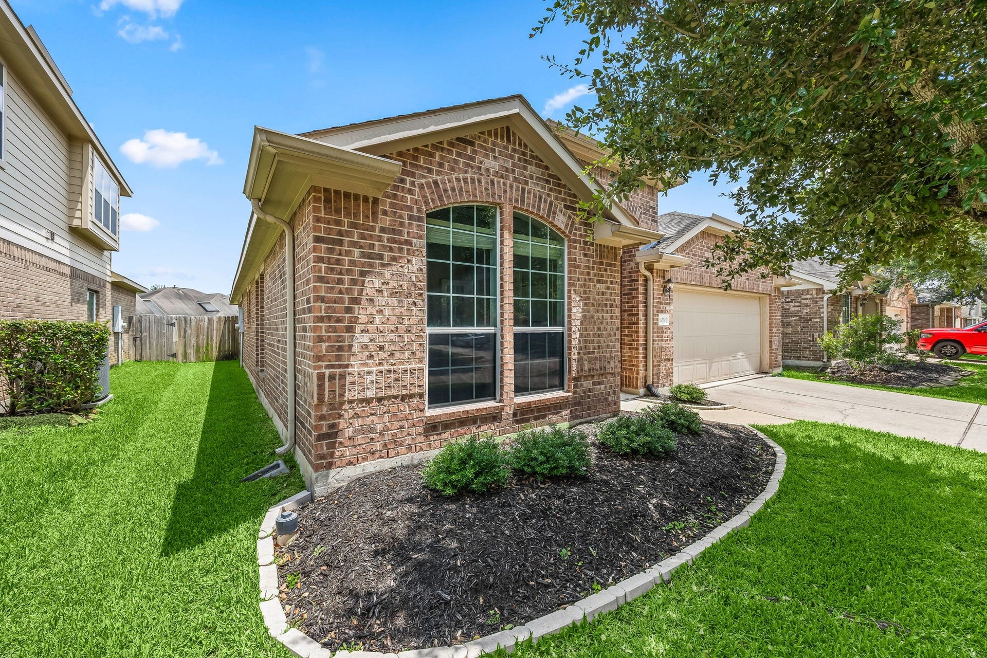 11010 Starling Creek Drive, Richmond, TX 77406 11010 Starling Creek Drive, Richmond, TX 77406