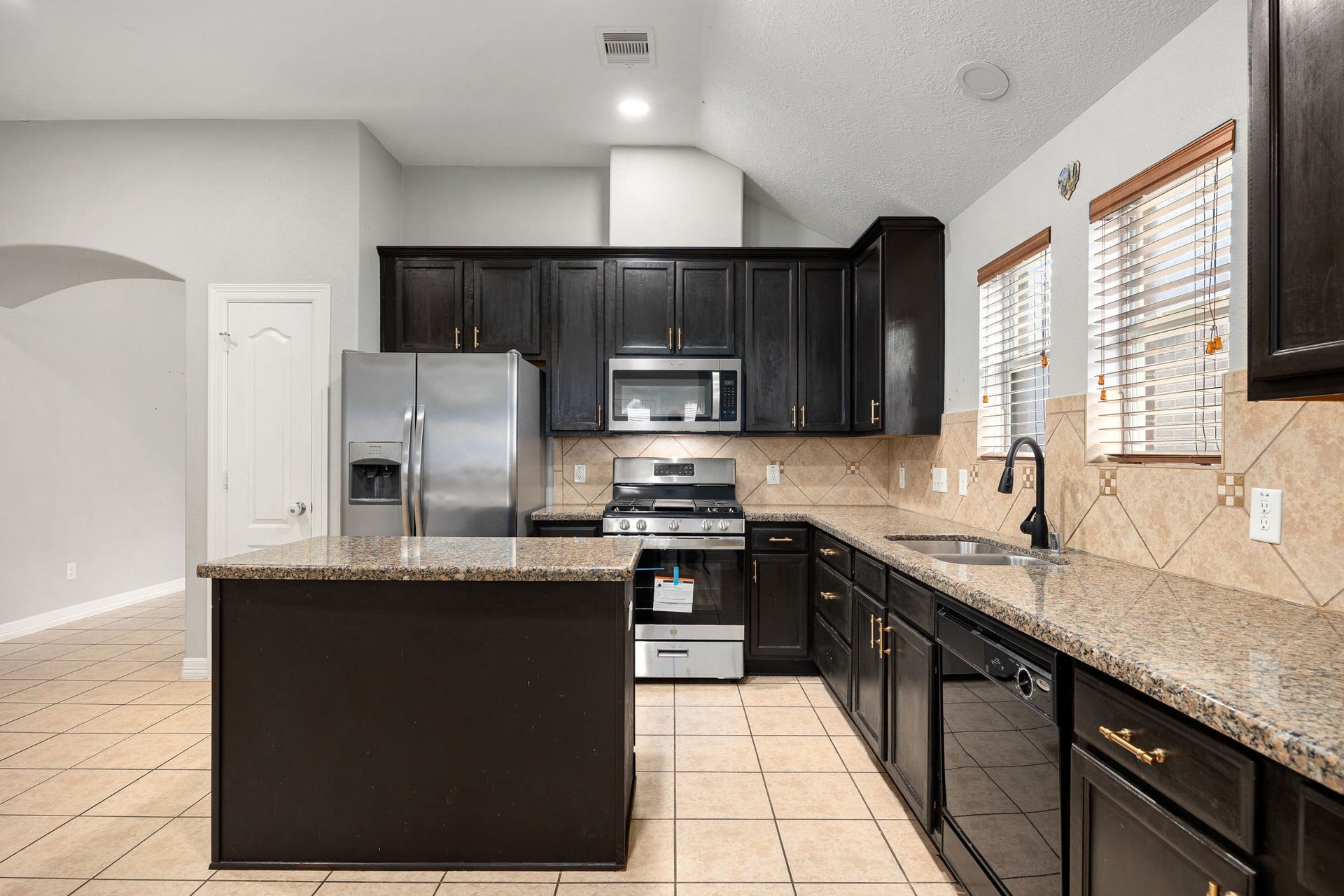 11010 Starling Creek Drive, Richmond, TX 77406 11010 Starling Creek Drive, Richmond, TX 77406