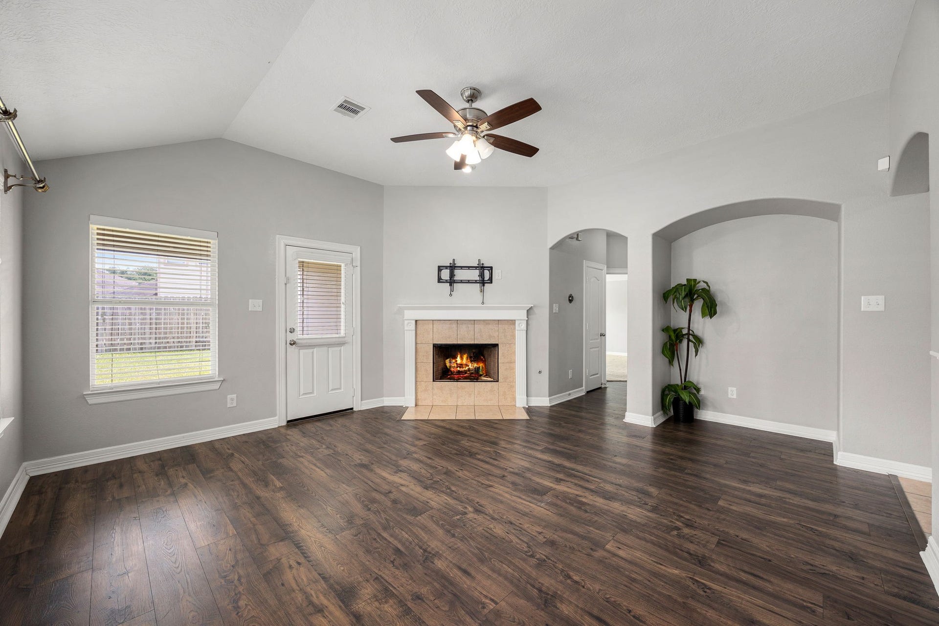 11010 Starling Creek Drive, Richmond, TX 77406 11010 Starling Creek Drive, Richmond, TX 77406