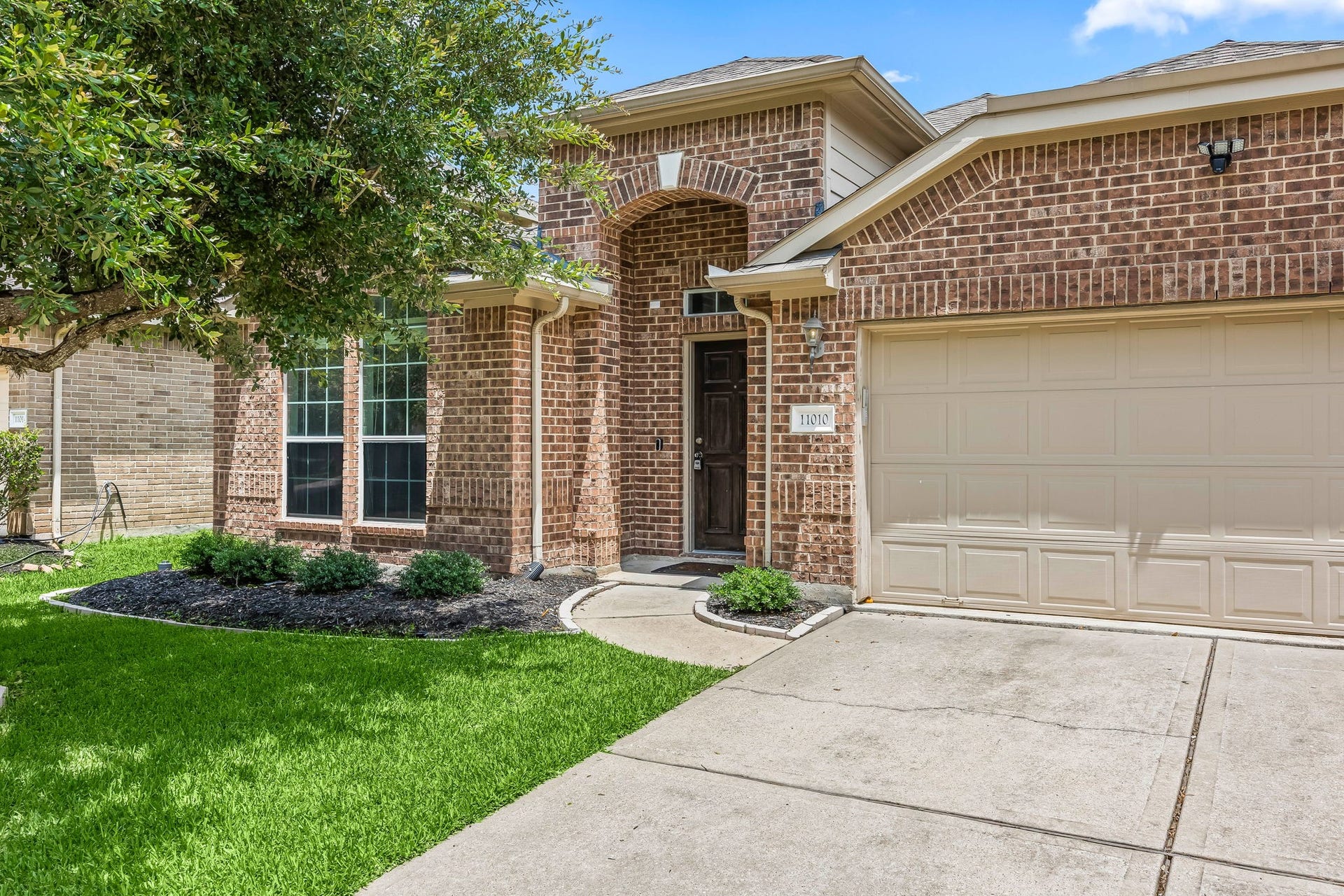 11010 Starling Creek Drive, Richmond, TX 77406 11010 Starling Creek Drive, Richmond, TX 77406