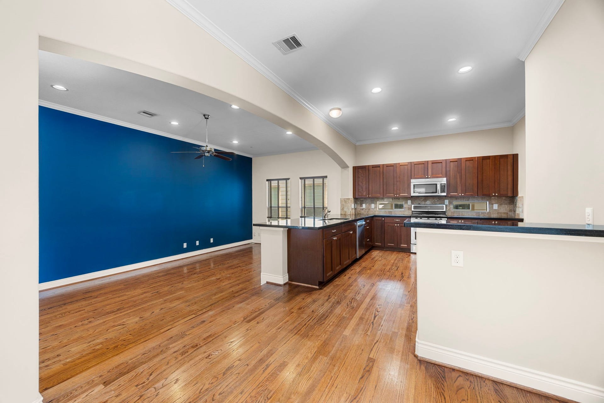 932 W 26th Street, #B, Houston, TX 77008 Second floor