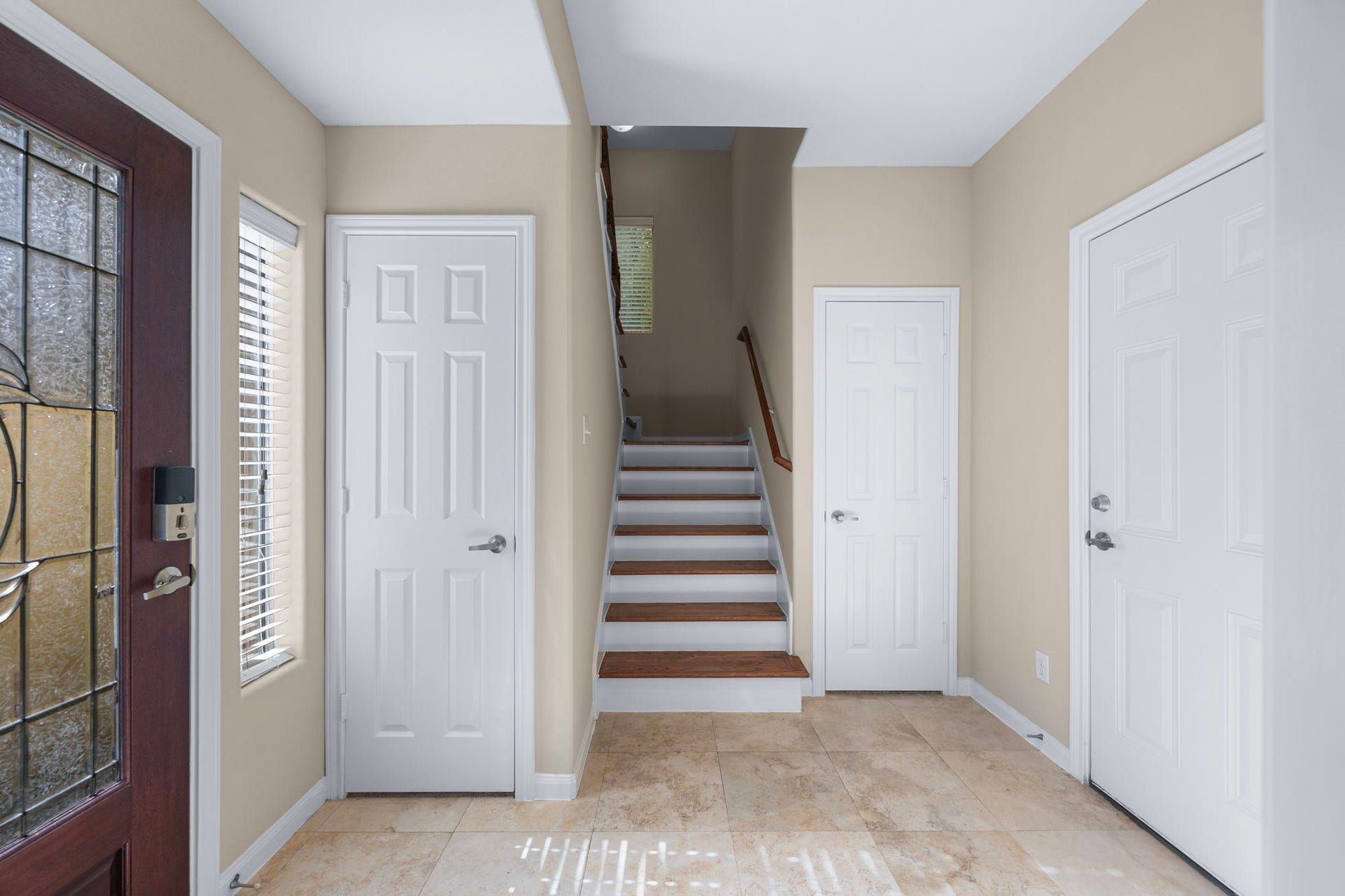 932 W 26th Street, #B, Houston, TX 77008 932 W 26th Street, #B, Houston, TX 77008