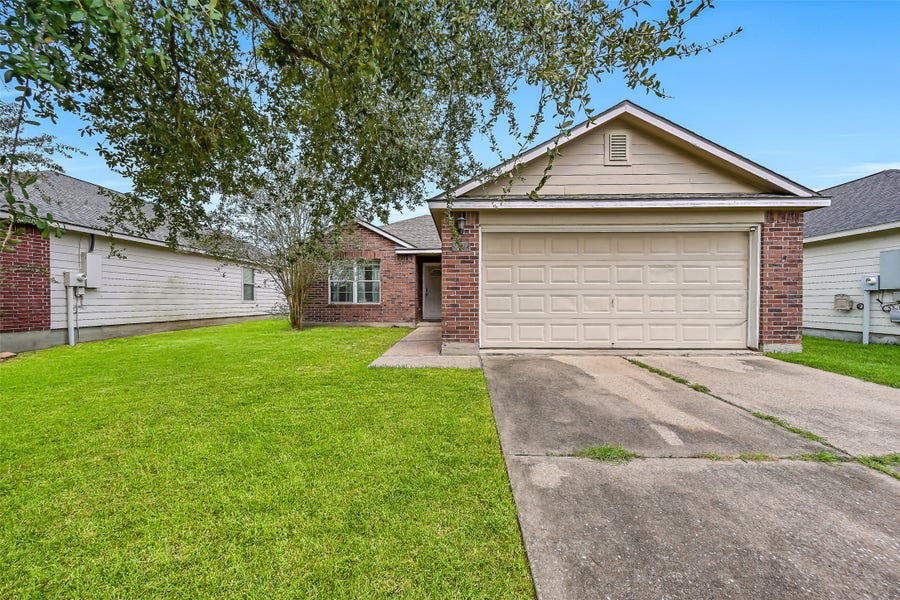 Property photo for 9022 Amberjack Drive, Texas City, TX