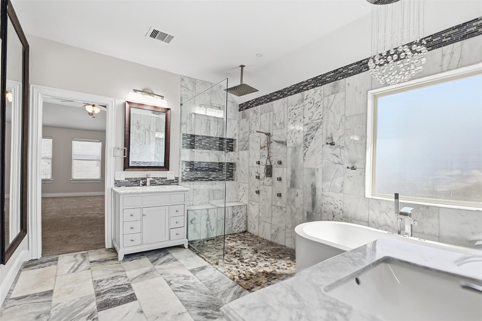289 W Bend Drive, League City, TX 77573 289 W Bend Drive, League City, TX 77573