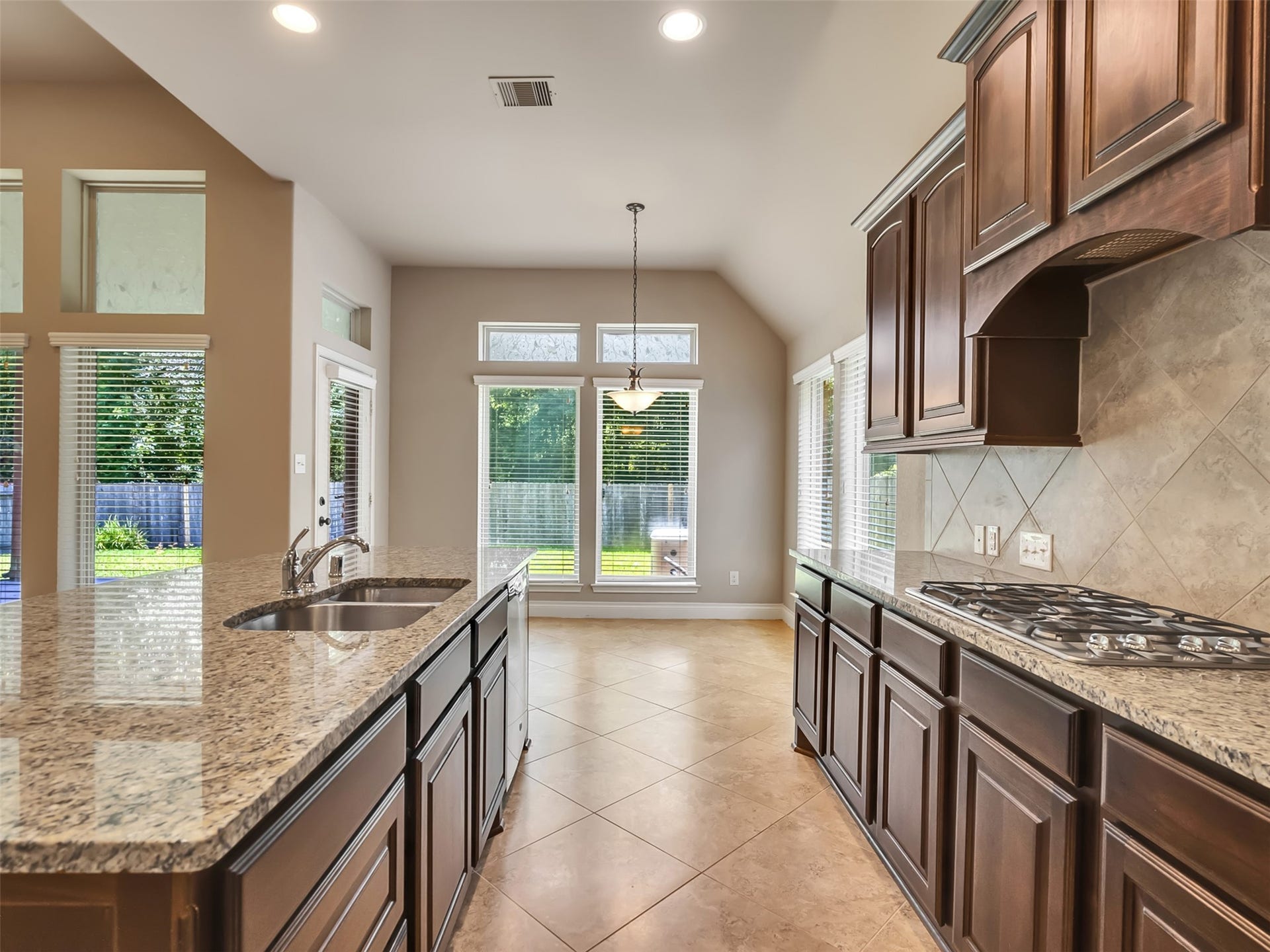 4131 N Creekmont Drive, Fresno, TX 77545 4131 N Creekmont Drive, Fresno, TX 77545
