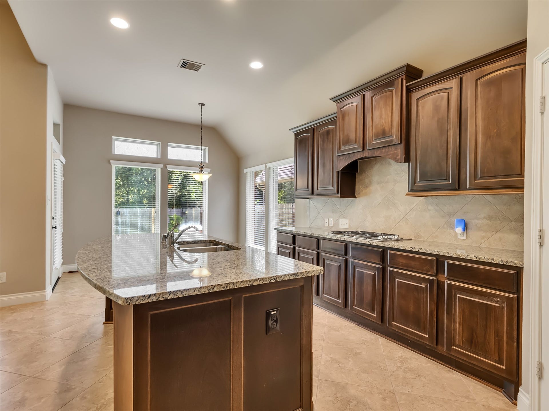 4131 N Creekmont Drive, Fresno, TX 77545 4131 N Creekmont Drive, Fresno, TX 77545