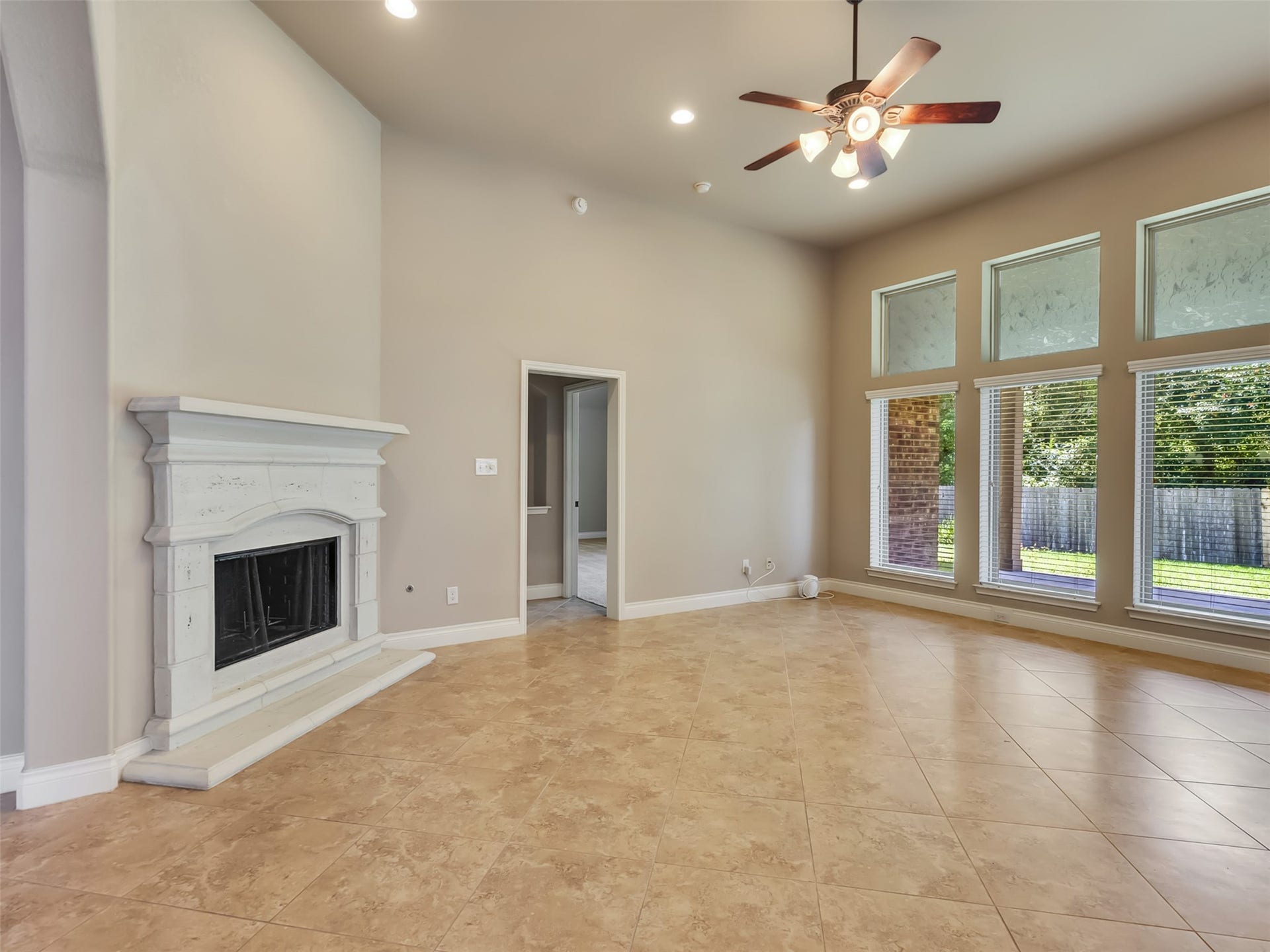4131 N Creekmont Drive, Fresno, TX 77545 4131 N Creekmont Drive, Fresno, TX 77545